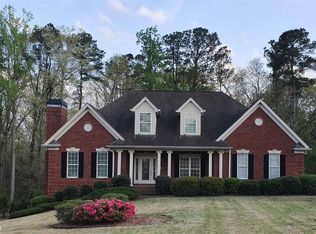 1065 Columbus Dr, Jonesboro, GA 30236