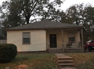 26 E Dempster Ave, Memphis, TN 38109