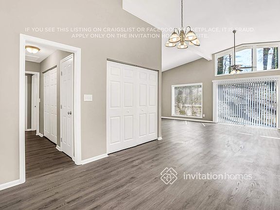 4th image of 4616 Greenleaf Cir SW
