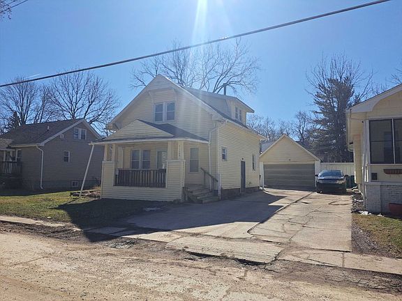 2nd image of 1128 Maginn Ct