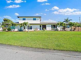 575 24th Ave SE, Saint Petersburg, FL 33705