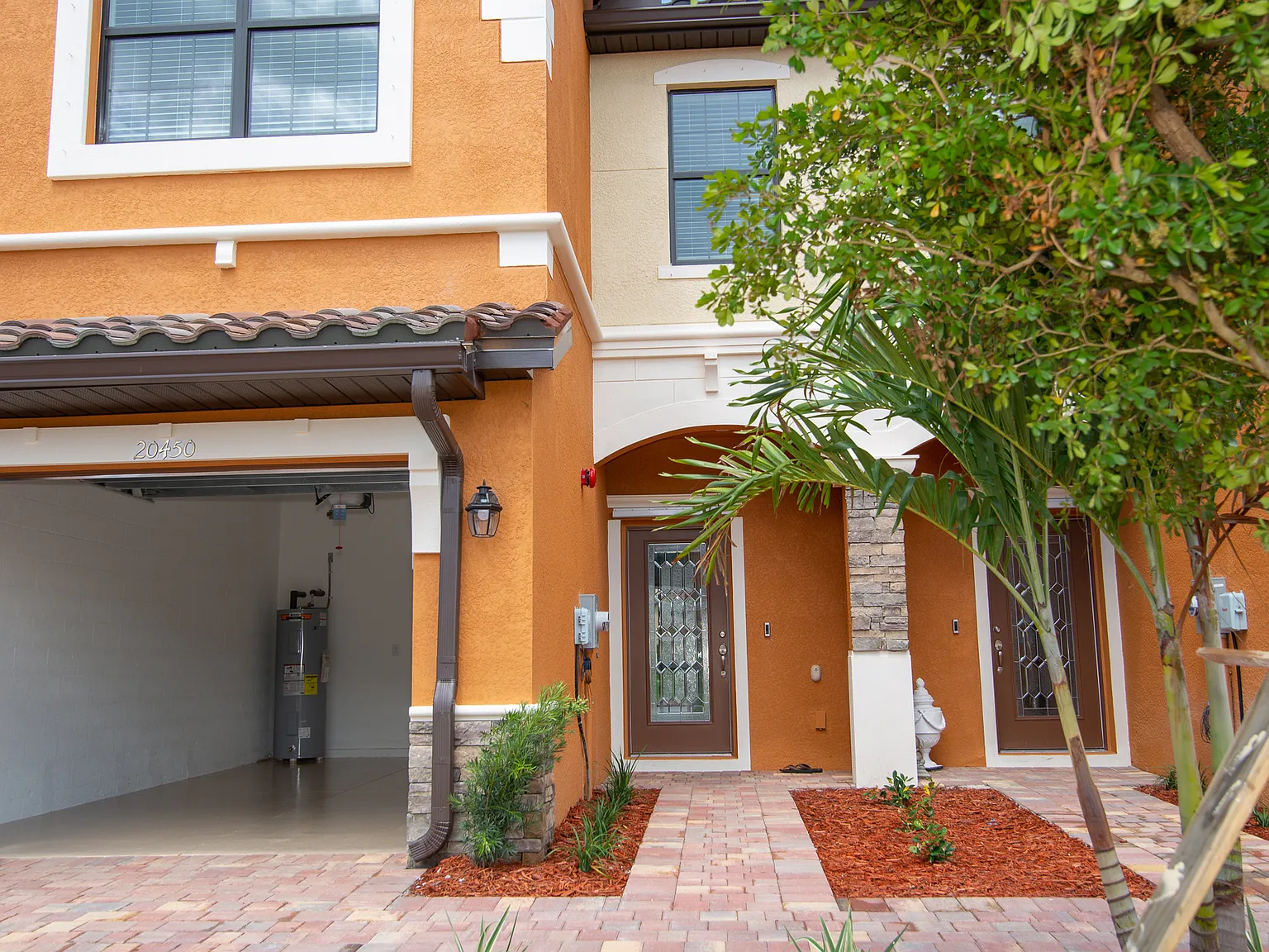 20450 Lagente Cir — Photo 3