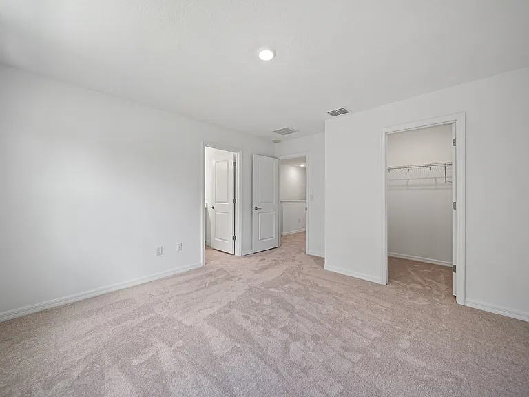 2085 Hallier Cv — Photo 16