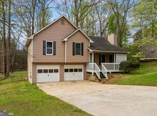 137 Tracey Ln, Dallas, GA 30132