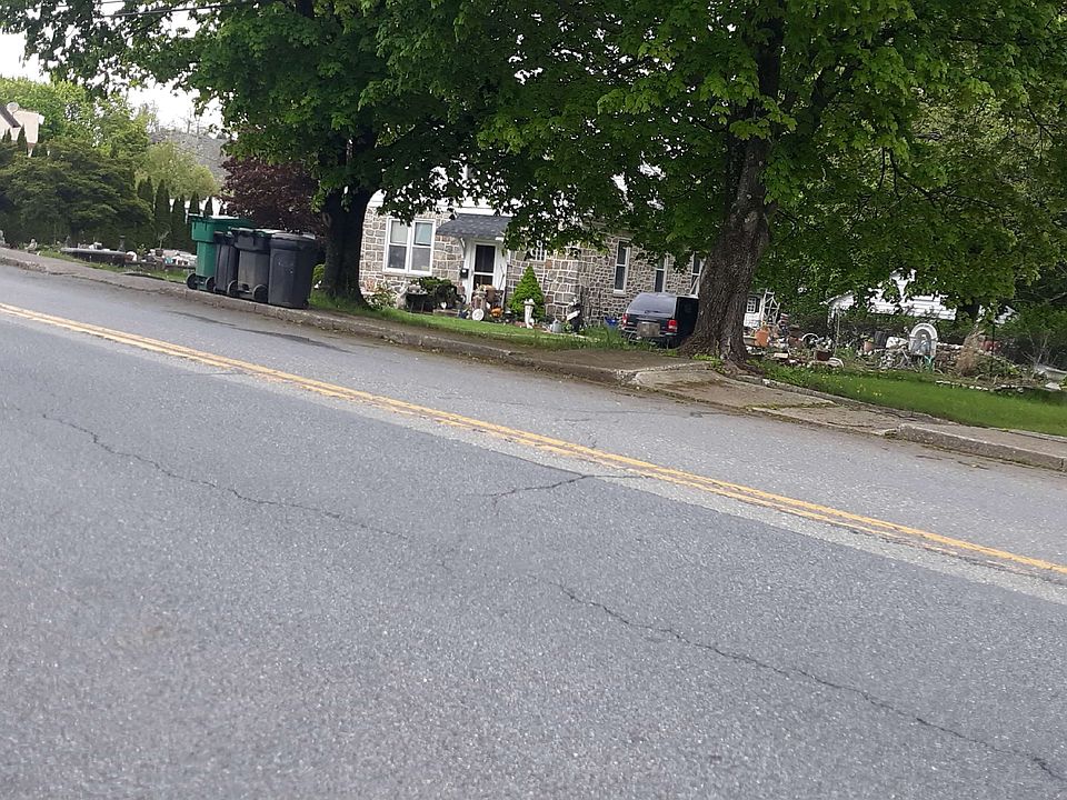 190 E Main St Wind Gap PA Zillow