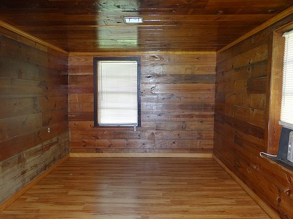5th image of 1302 Katy St