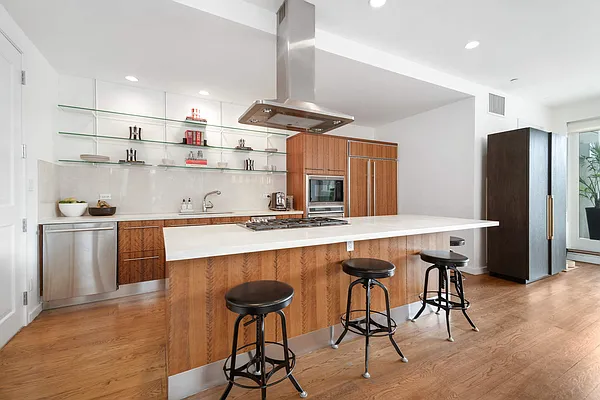 Rented by Compass | media 6