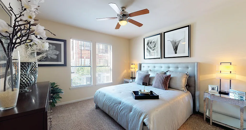 The Voss Apartments — Photo 3