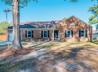 312 Mobile Dr, Chesapeake, VA 23323