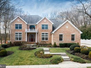 51 Stanwyck Rd, Mount Laurel, NJ 08054