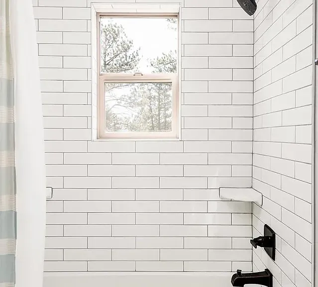 Full Bathroom (upstairs)