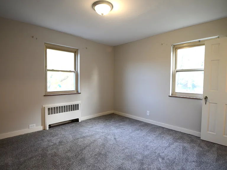 5414 Reading Rd — Photo 7