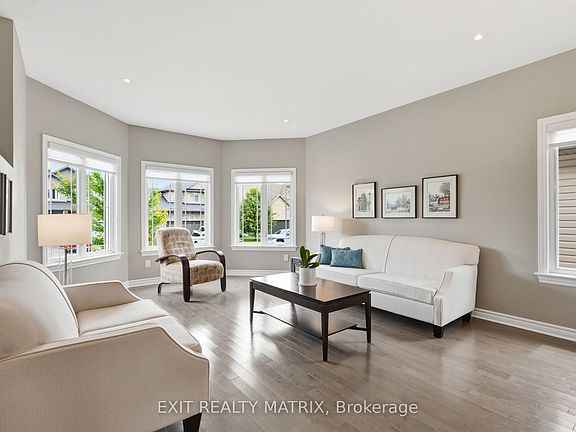 4th image of 309 Colmar St