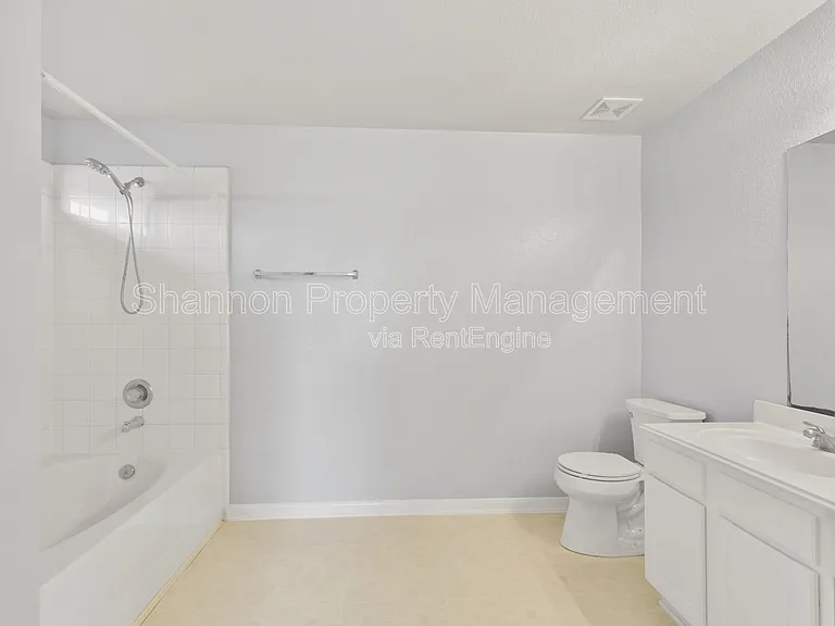 21106 Blackbluff Ct — Photo 14