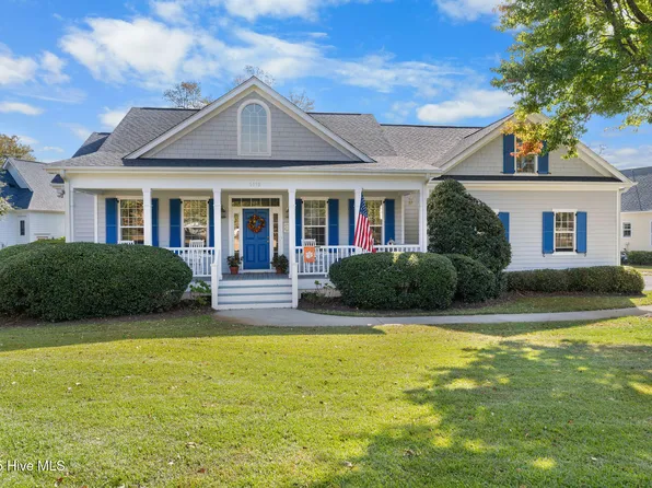 5110 Hollow Tree Drive, Southport, NC 28461