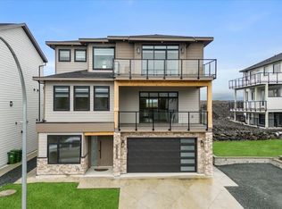 46143 Crestview Dr, Chilliwack, BC V2R 6G4