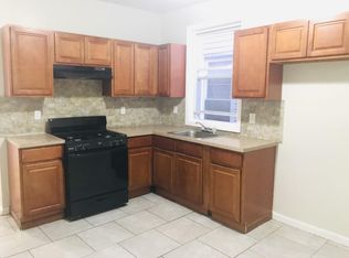 210 13th St #1, Hoboken, NJ 07030