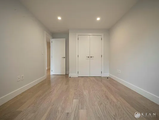 Rented by Kian Realty | media 15