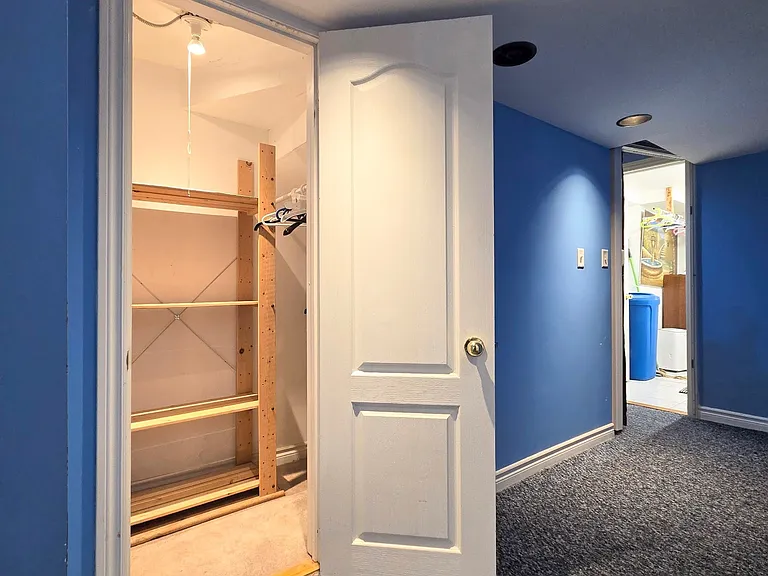 65 Mare Cres #BASEMENT — Photo 12