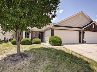 6440 Emerald Springs Dr, Indianapolis, IN 46221