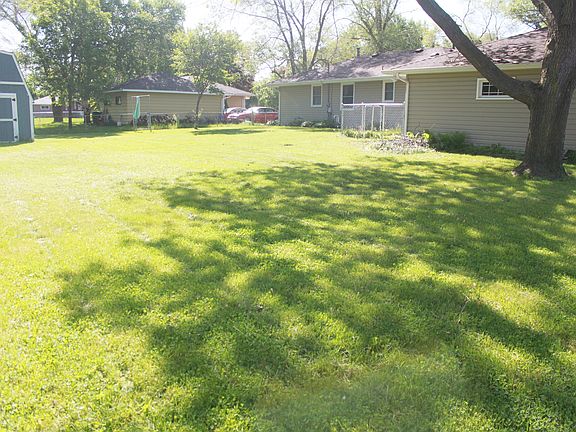 4th image of 6816 68th Ave N