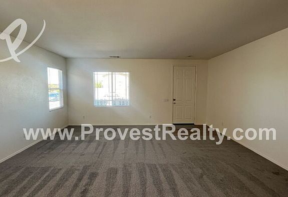 5th image of 13141 La Crescenta Ave