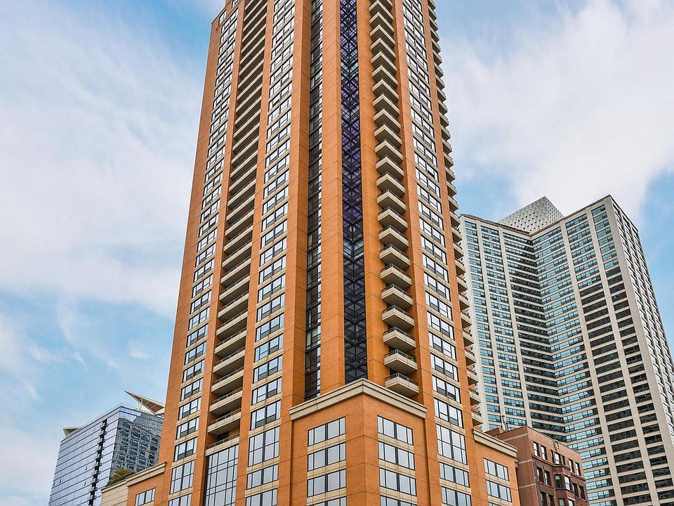 1st image of 1160 S Michigan Ave APT 3207