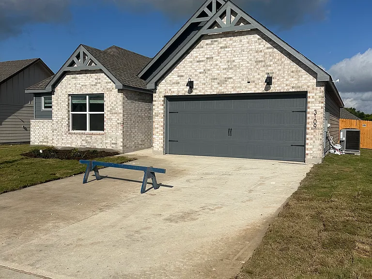3109 Cyprian Rd — Photo 3