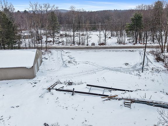 5th image of 298 Gray Rd