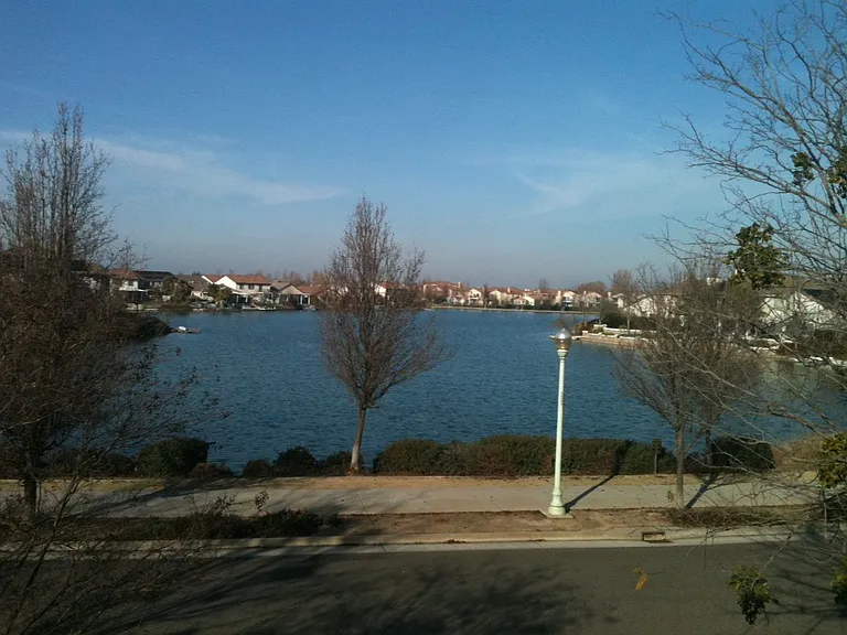 Buckminster Dr — Photo 1