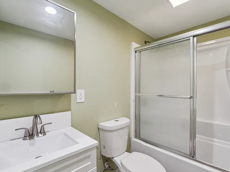 893 Sierra Vista Dr — Photo 14