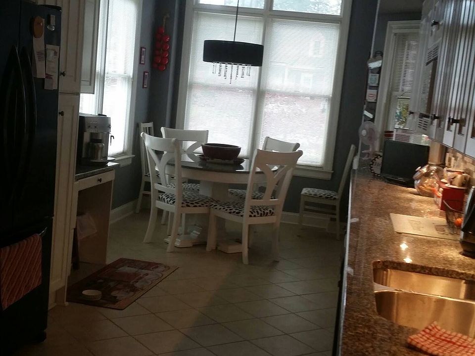 Extended kitchen w/granite
