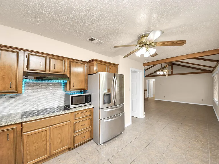 14007 Fleur De Lis Blvd — Photo 27
