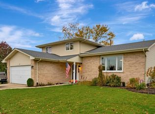 9340 Elm Ave, Mokena, IL 60448