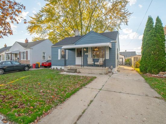 1098 Electric St, Wyandotte, MI 48192