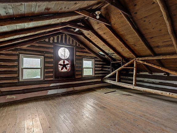 5th image of 1363 Bass Layne Rd