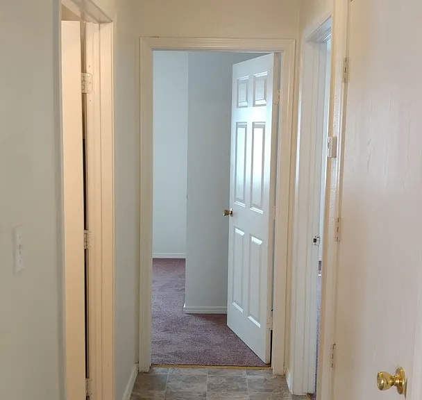 1017 Alvarado Dr SE — Photo 7