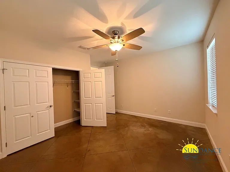 249 Beachview Dr — Photo 24
