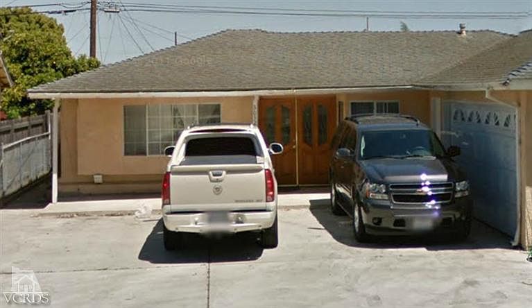2nd image of 3032 S Ventura Rd