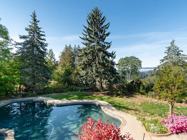 22688 Riva Ridge Rd — Photo 20