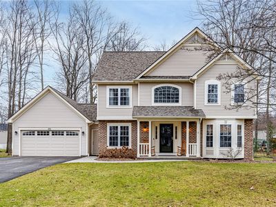 201 Ida Red Ln, Rochester, NY, 14626