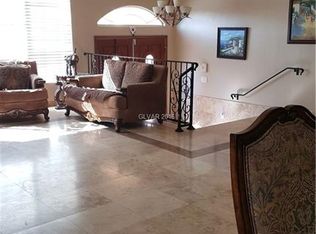 3827 Spitze Dr, Las Vegas, NV 89103