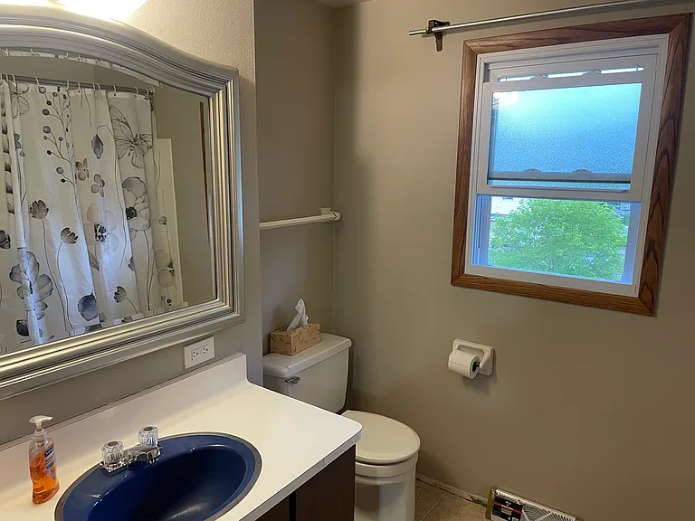 3703 Princess Pl — Photo 10