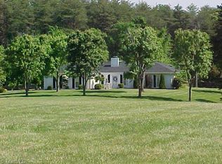7917 NE Vance Rd, Kernersville, NC 27284