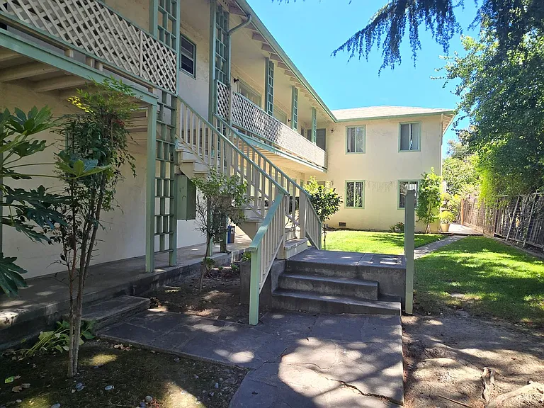 2nd572 — Photo 7