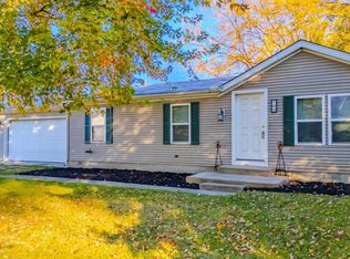 705 E 3rd St, Fairmount, IN 46928