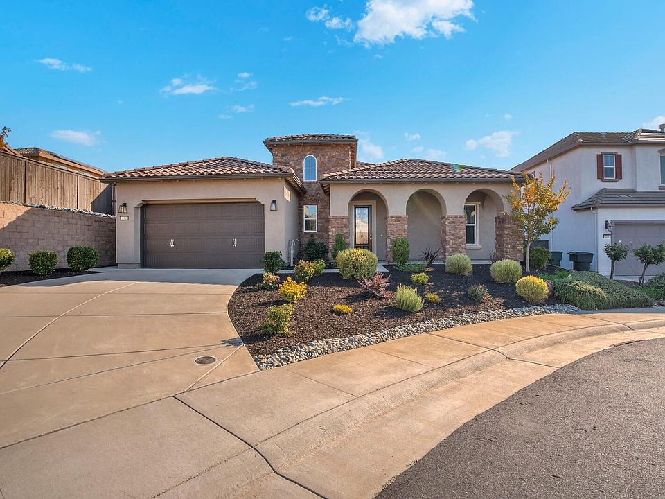 1st image of 232 Summer Breeze Ct