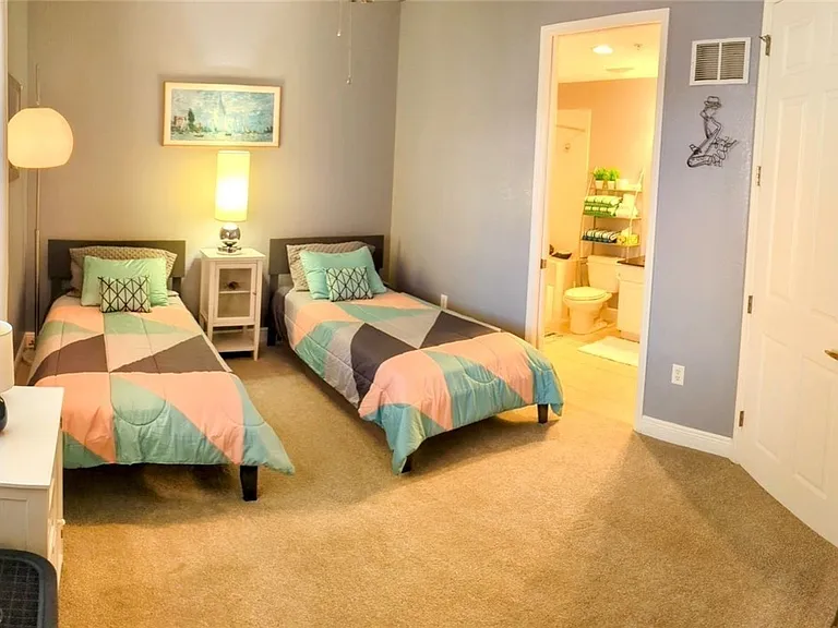 13780 Julias Way #1022 — Photo 17