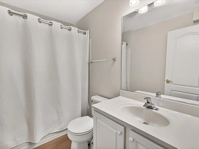 9938 Timberknoll Ln — Photo 29