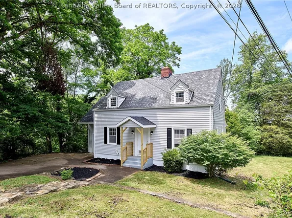 914 McQueen Blvd, Saint Albans, WV 25177